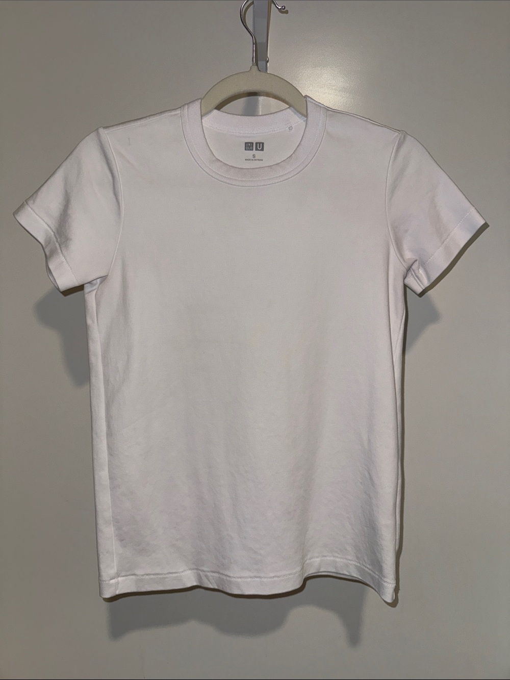 Uniqlo Women's White Short Sleeve Crew Neck Tee